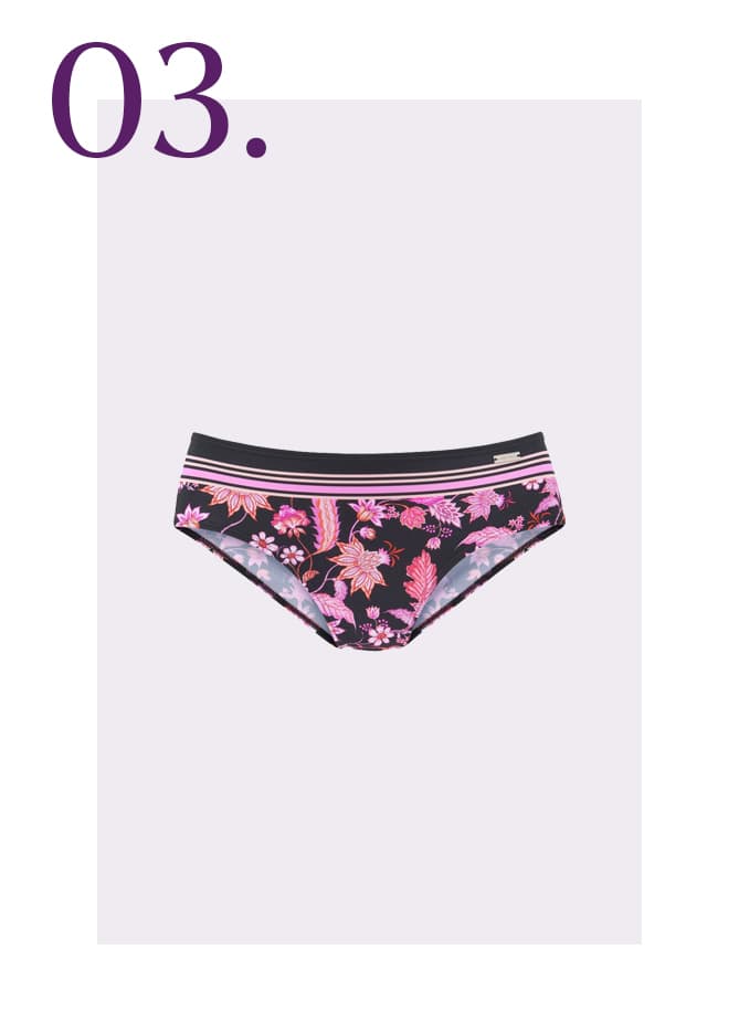 Bikinihipster met bloemetjesprint